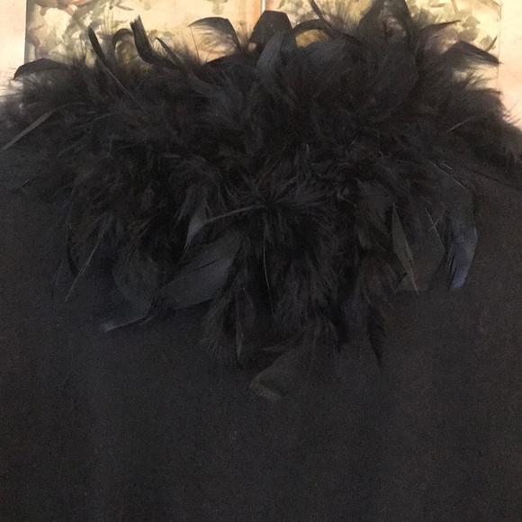 A Cardigan Sweater with Feathers - Picture 4 of 6